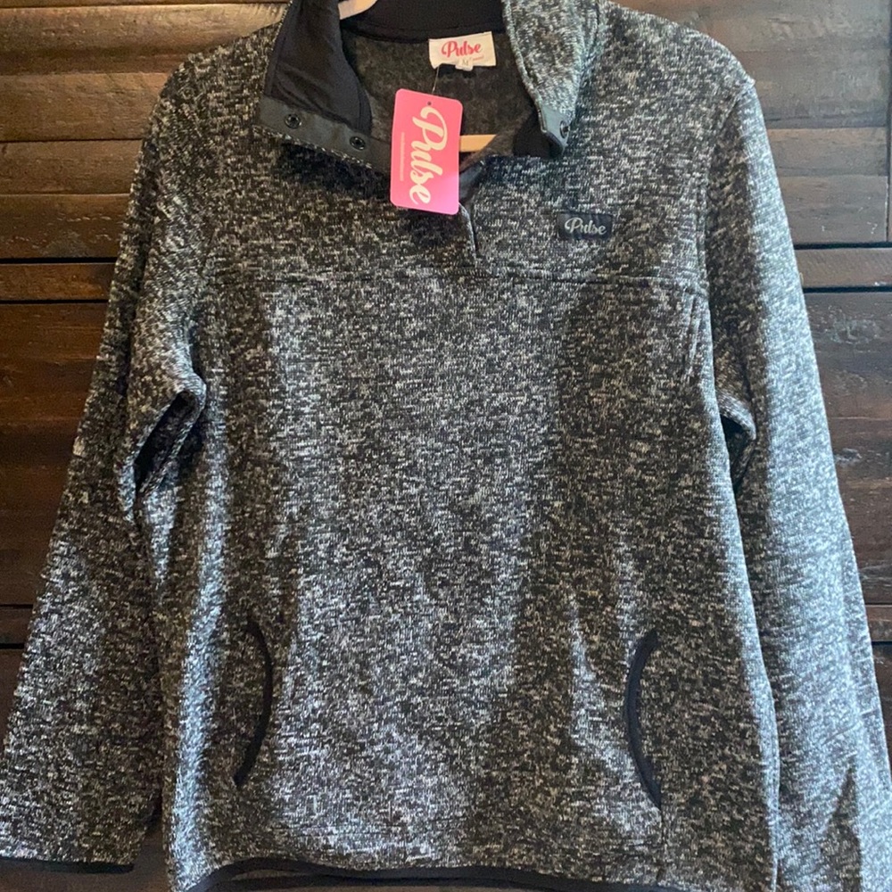 Pulse 1/4 button fleece pullover NWT